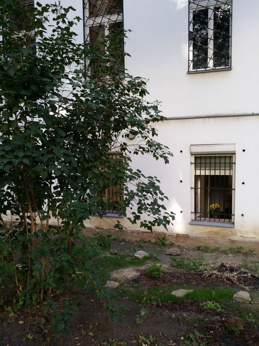 Pronájem pozemku 130 m², Žitomírská, Praha, Praha Pronájem pozemku 130 m², Žitomírská, Praha, Praha