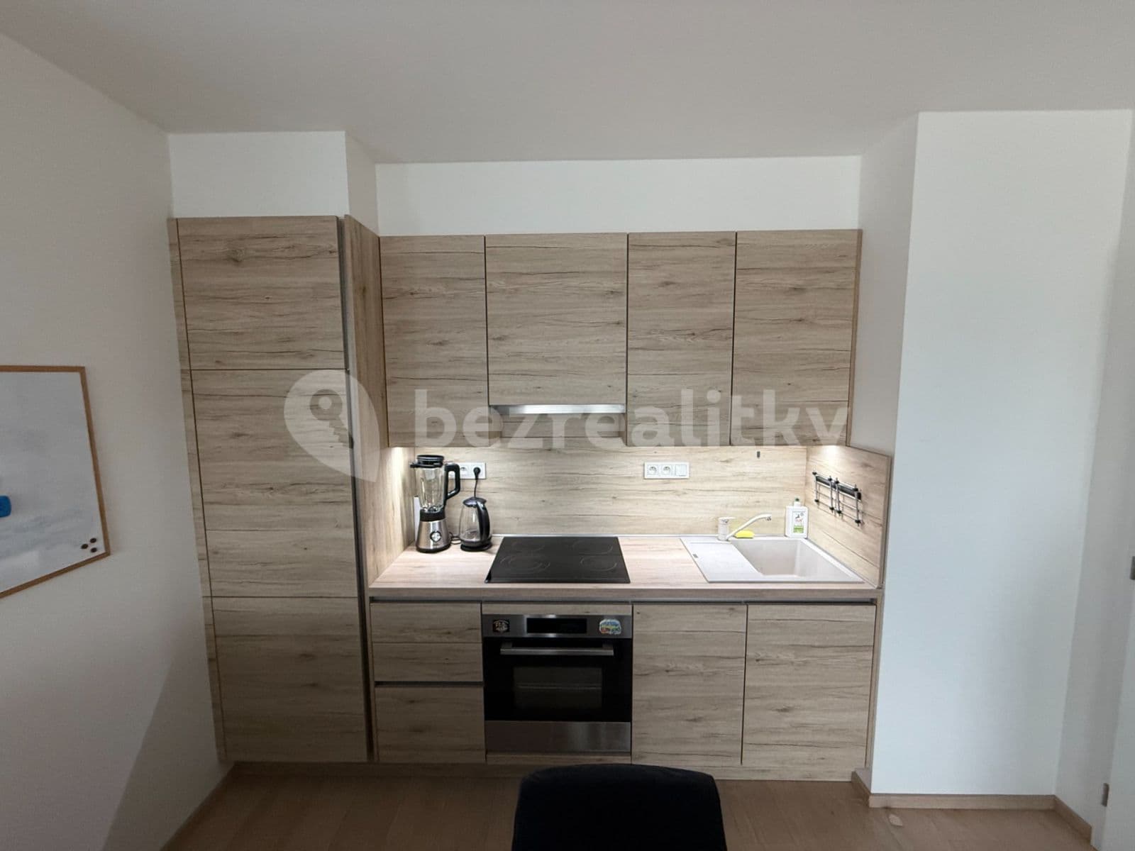 Pronájem bytu 2+kk 50 m², Kolbenova, Praha, Praha Pronájem bytu 2+kk 50 m², Kolbenova, Praha, Praha