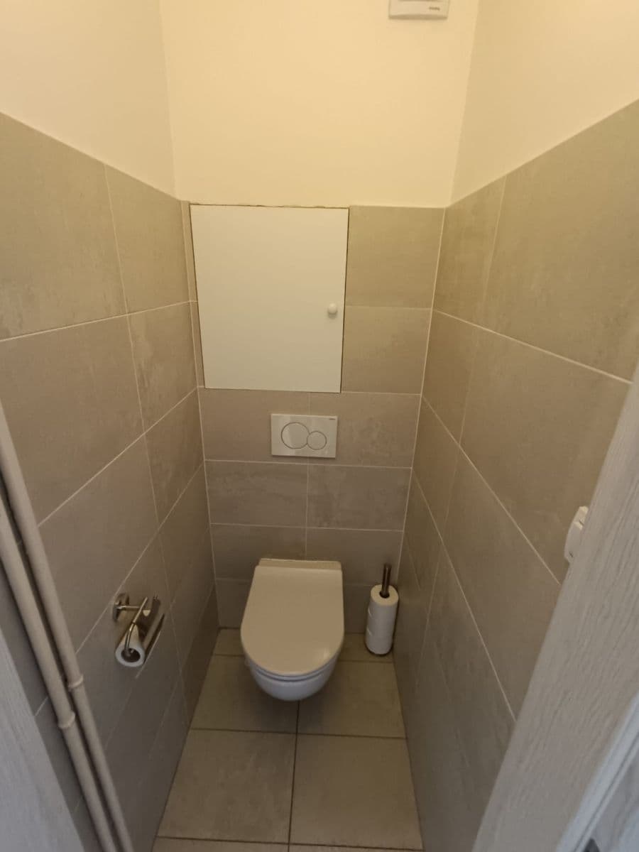 Pronájem bytu 2+1 64 m², Bolívarova, Praha, Praha Pronájem bytu 2+1 64 m², Bolívarova, Praha, Praha