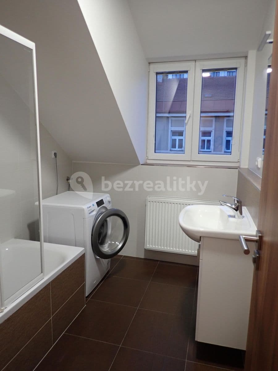 Pronájem bytu 2+kk 70 m², Brožíkova, Praha, Praha Pronájem bytu 2+kk 70 m², Brožíkova, Praha, Praha