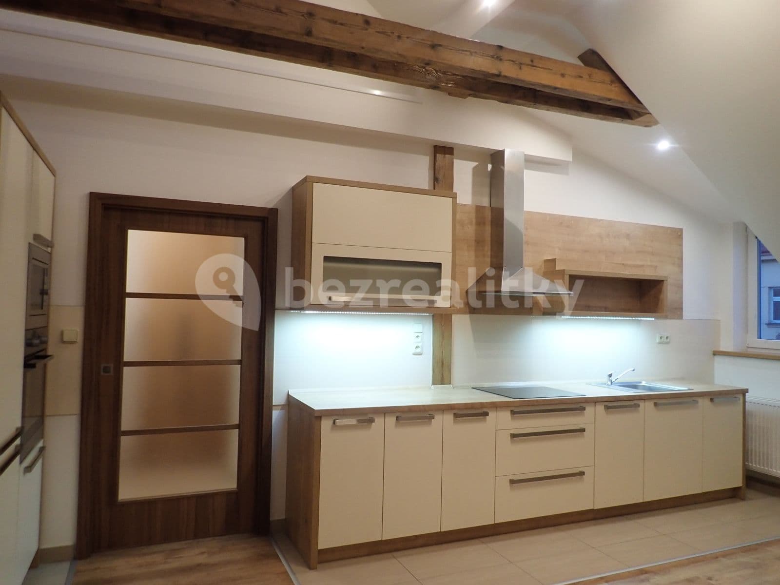 Pronájem bytu 2+kk 70 m², Brožíkova, Praha, Praha Pronájem bytu 2+kk 70 m², Brožíkova, Praha, Praha