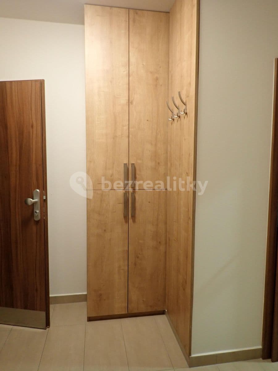 Pronájem bytu 2+kk 70 m², Brožíkova, Praha, Praha Pronájem bytu 2+kk 70 m², Brožíkova, Praha, Praha