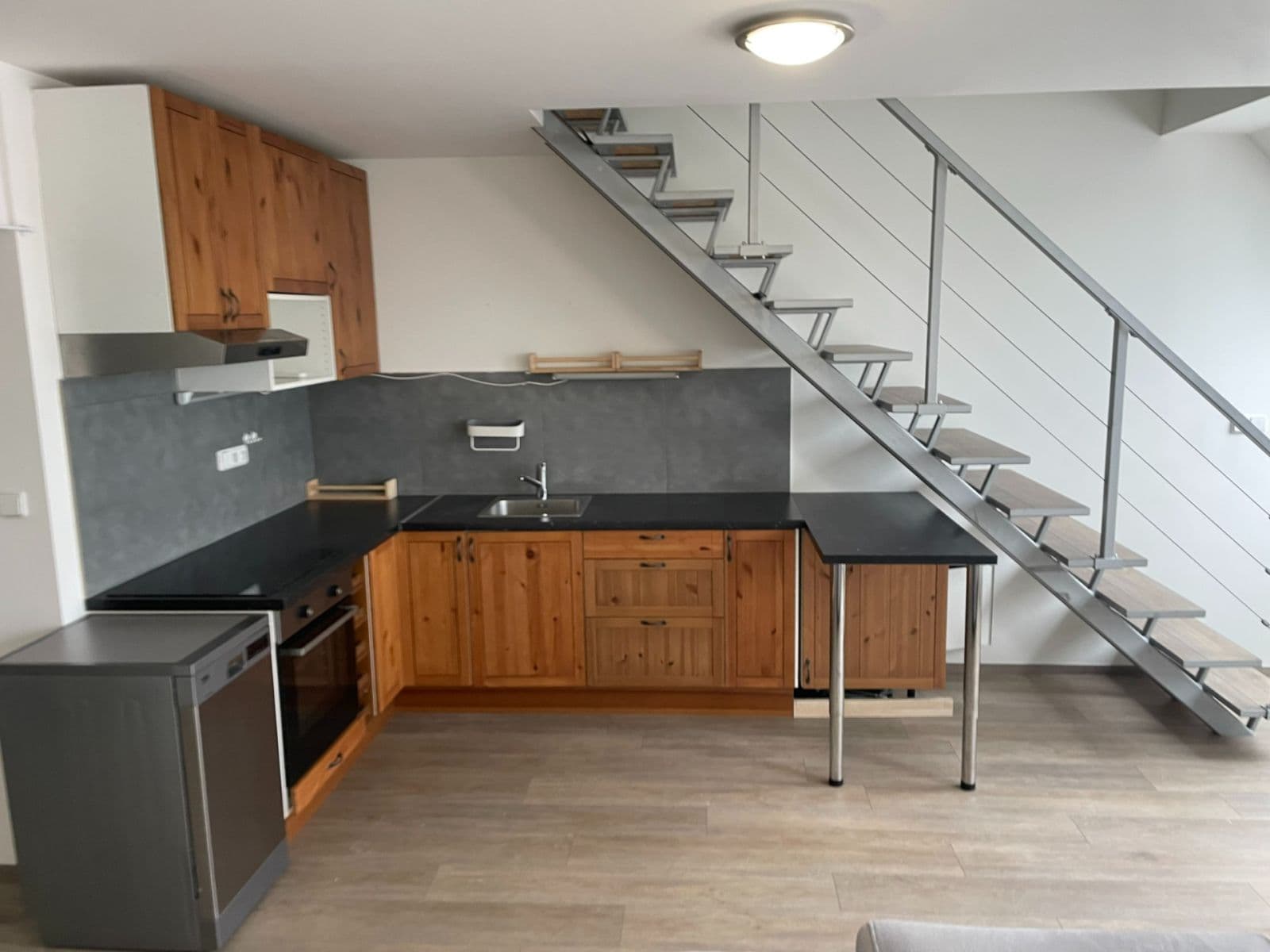 Pronájem bytu 2+kk 81 m², V Olšinách, Praha, Praha Pronájem bytu 2+kk 81 m², V Olšinách, Praha, Praha