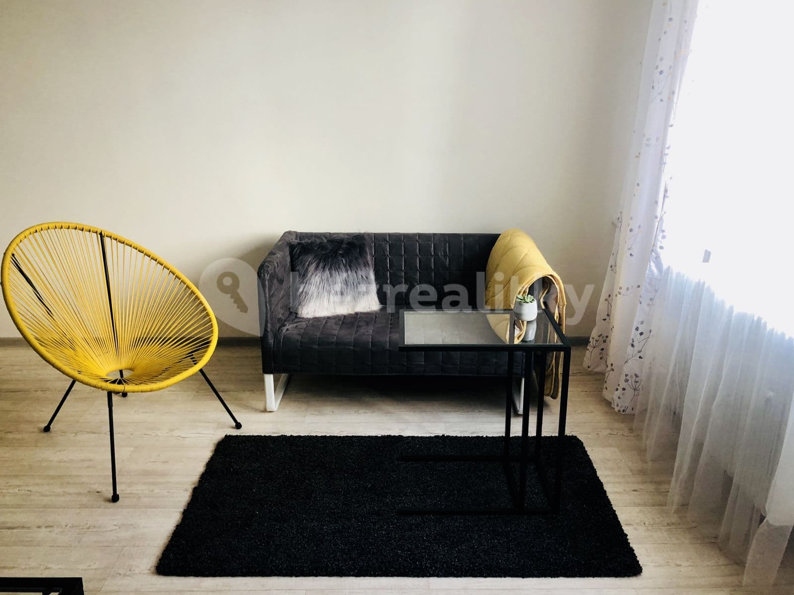 Pronájem bytu 1+kk 24 m², 17. listopadu, Ústí nad Labem, Ústecký kraj Pronájem bytu 1+kk 24 m², 17. listopadu, Ústí nad Labem, Ústecký kraj