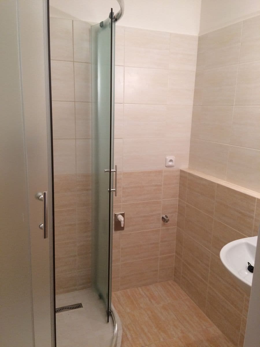 Pronájem bytu 1+1 34 m², Kojetická, Neratovice, Středočeský kraj Pronájem bytu 1+1 34 m², Kojetická, Neratovice, Středočeský kraj