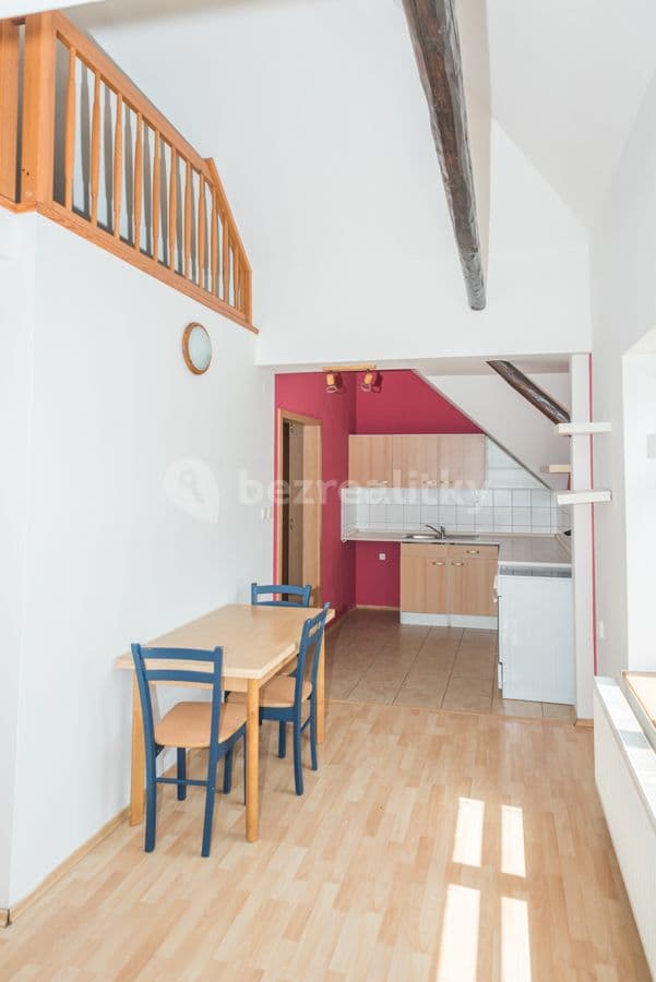 Pronájem bytu 1+kk 39 m², Pardubická, Přelouč, Pardubický kraj Pronájem bytu 1+kk 39 m², Pardubická, Přelouč, Pardubický kraj
