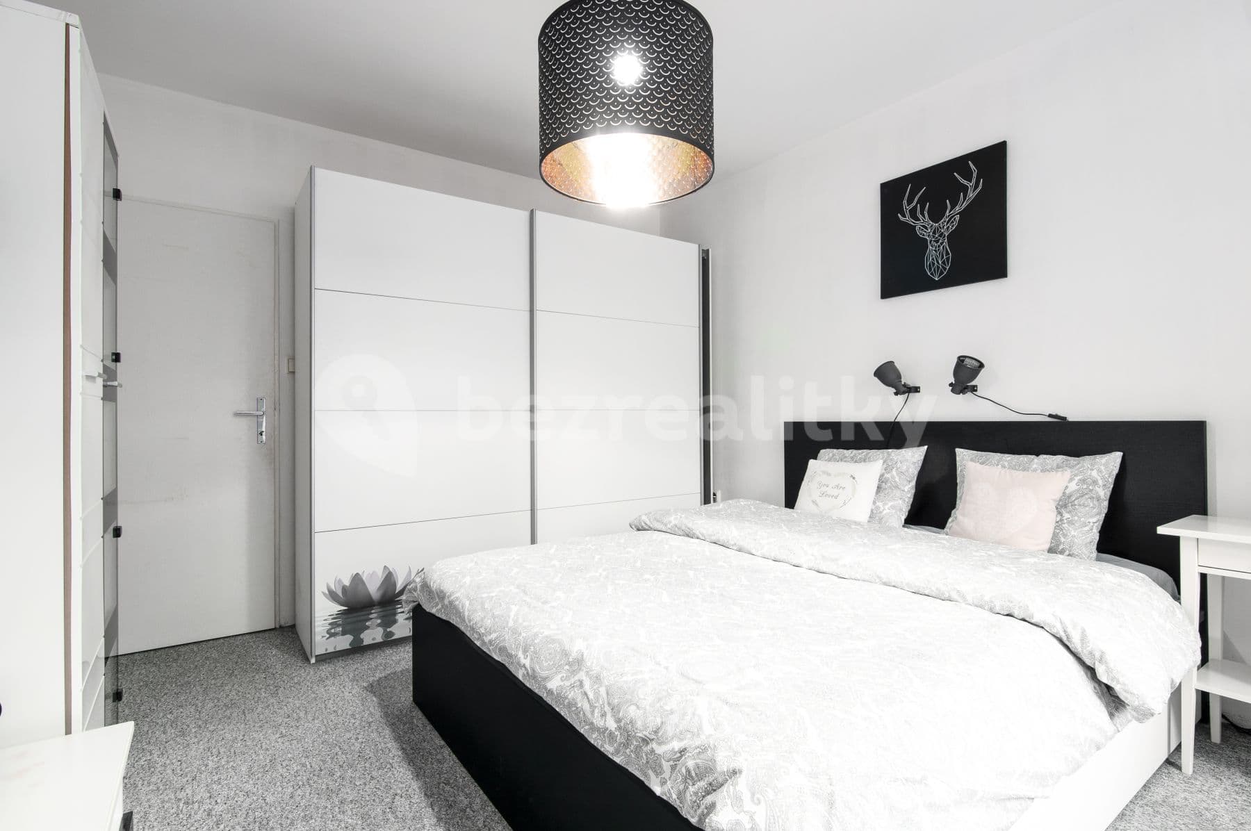 Pronájem bytu 3+kk 71 m², Sluneční náměstí, Praha, Praha Pronájem bytu 3+kk 71 m², Sluneční náměstí, Praha, Praha