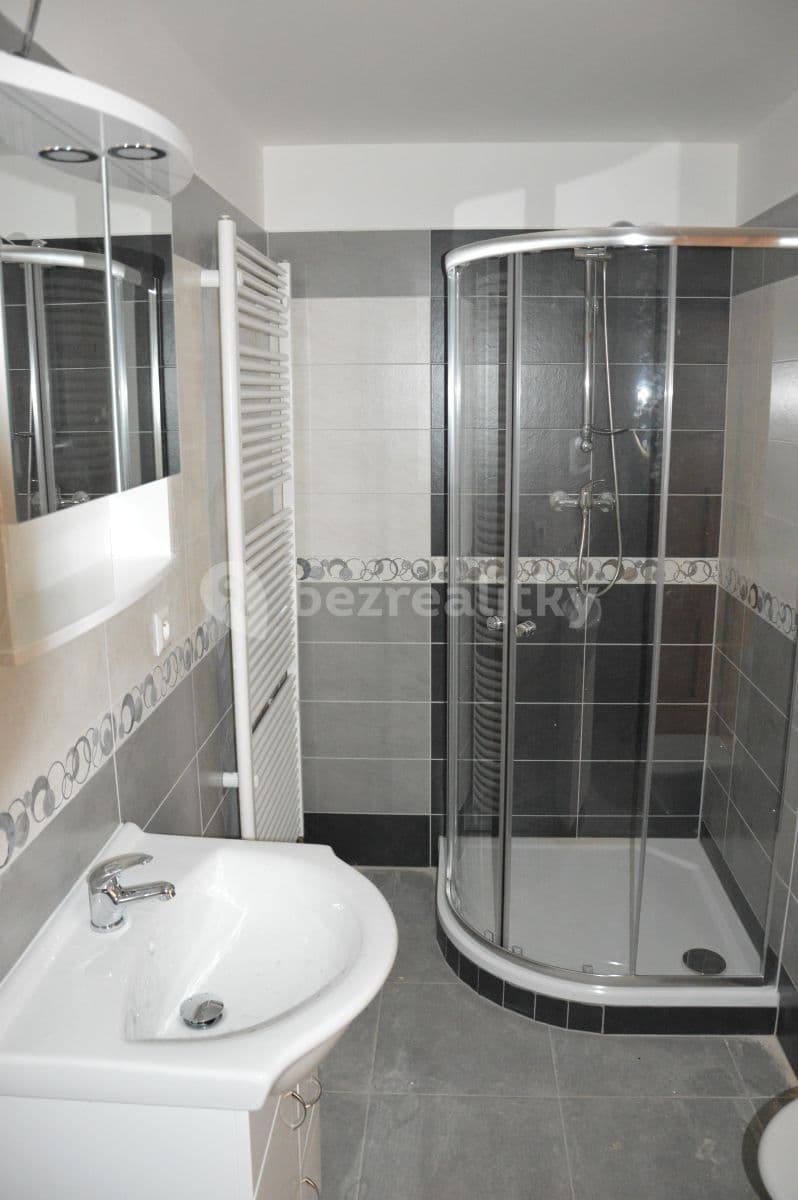 Pronájem bytu 1+kk 23 m², Armádní, Milovice, Středočeský kraj Pronájem bytu 1+kk 23 m², Armádní, Milovice, Středočeský kraj