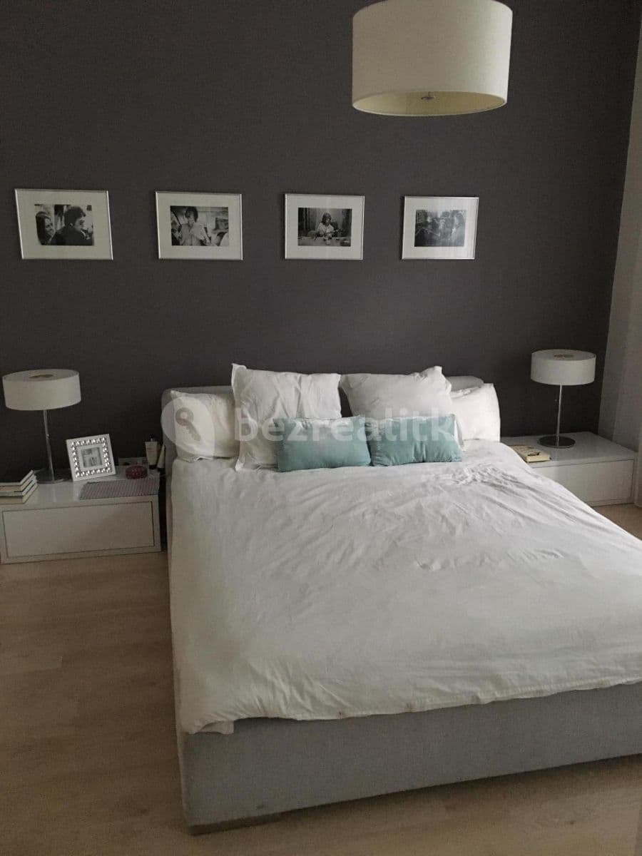 Pronájem bytu 2+kk 50 m², Táboritská, Praha, Praha Pronájem bytu 2+kk 50 m², Táboritská, Praha, Praha