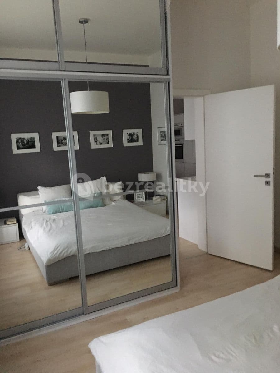 Pronájem bytu 2+kk 50 m², Táboritská, Praha, Praha Pronájem bytu 2+kk 50 m², Táboritská, Praha, Praha