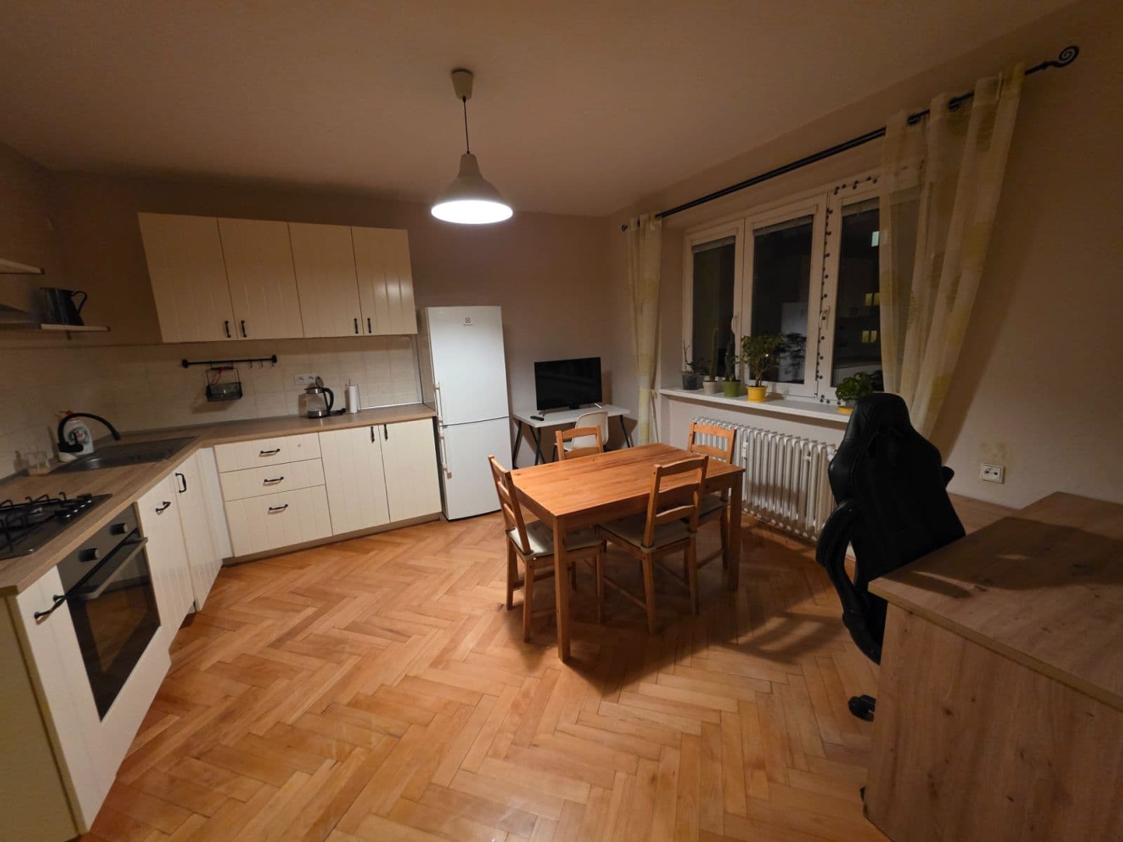Pronájem bytu 2+1 54 m², Renneská třída, Brno, Jihomoravský kraj Pronájem bytu 2+1 54 m², Renneská třída, Brno, Jihomoravský kraj