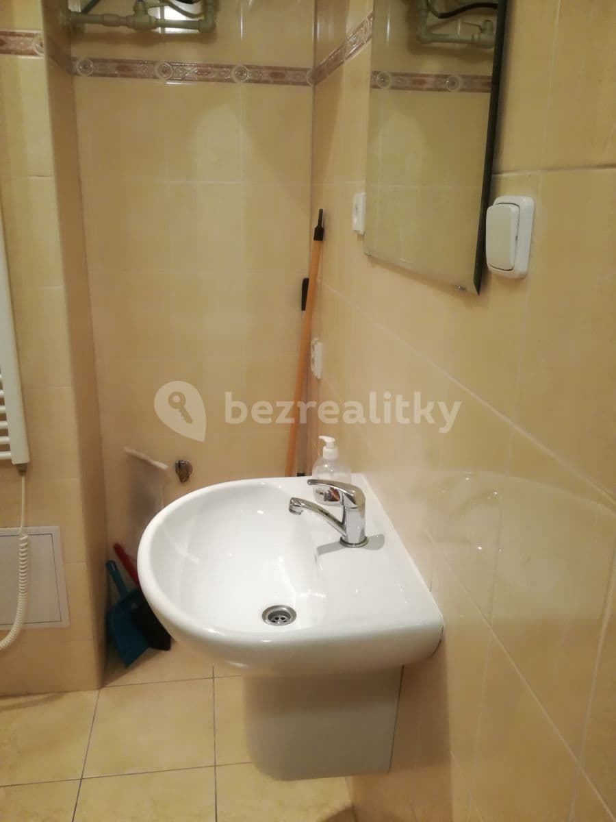 Pronájem bytu 1+kk 28 m², Jankovcova, Praha, Praha Pronájem bytu 1+kk 28 m², Jankovcova, Praha, Praha