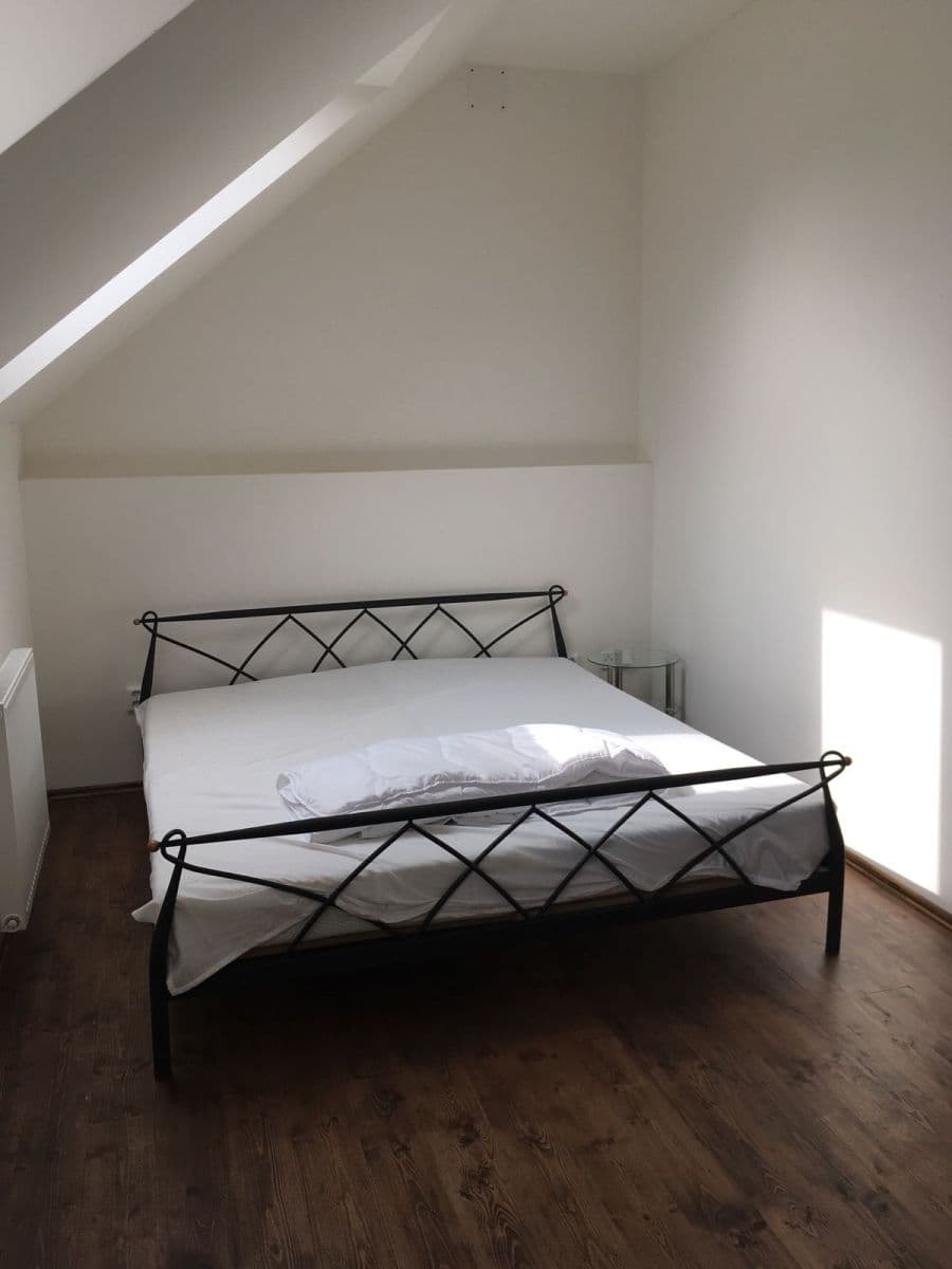 Pronájem bytu 3+kk 60 m², Brázdim, Středočeský kraj Pronájem bytu 3+kk 60 m², Brázdim, Středočeský kraj