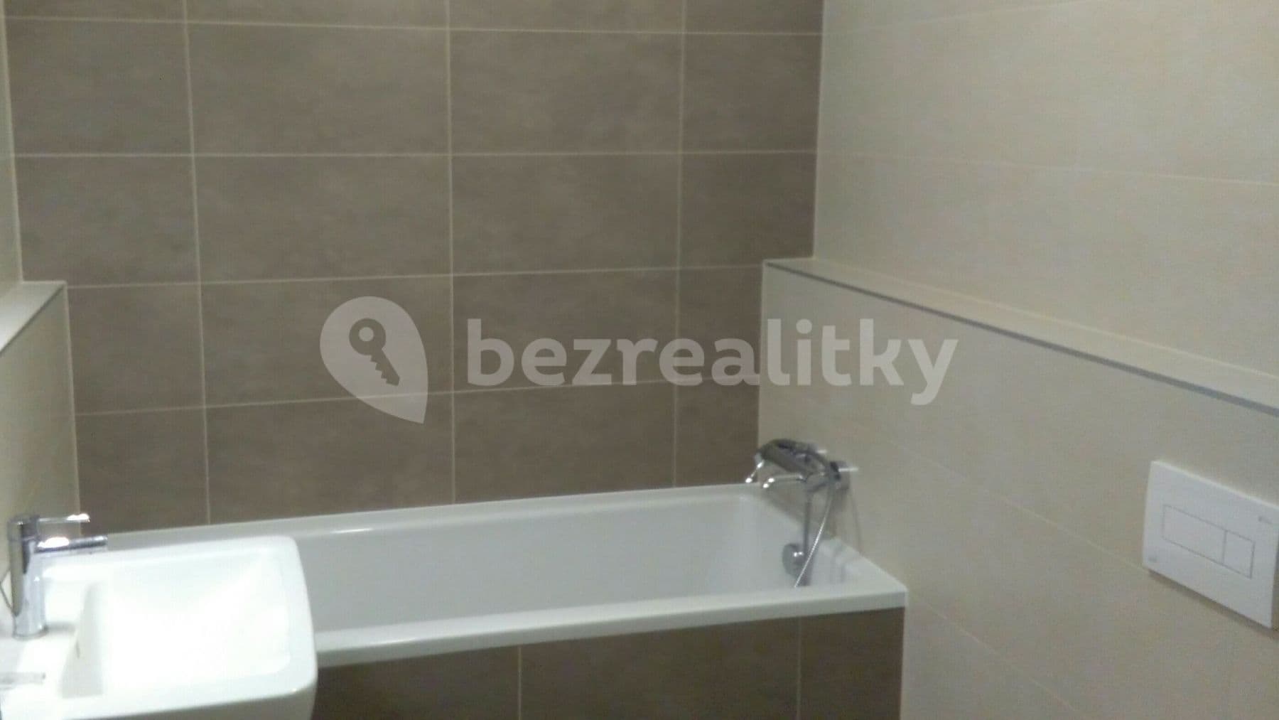Pronájem bytu 2+kk 60 m², Nekvasilova, Praha, Praha Pronájem bytu 2+kk 60 m², Nekvasilova, Praha, Praha