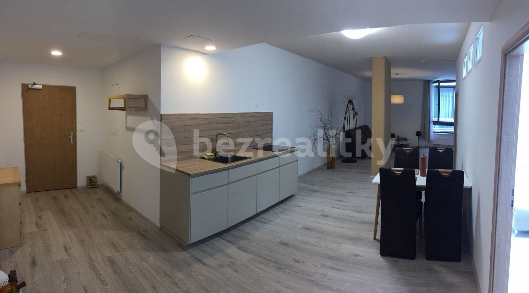 Pronájem bytu 3+kk 94 m², Pod dvorem, Praha, Praha Pronájem bytu 3+kk 94 m², Pod dvorem, Praha, Praha