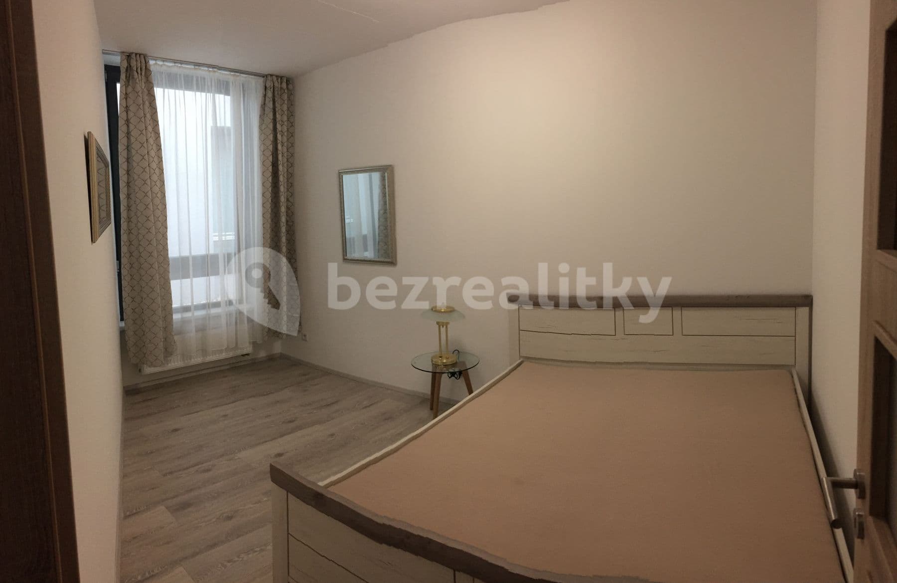Pronájem bytu 3+kk 94 m², Pod dvorem, Praha, Praha Pronájem bytu 3+kk 94 m², Pod dvorem, Praha, Praha