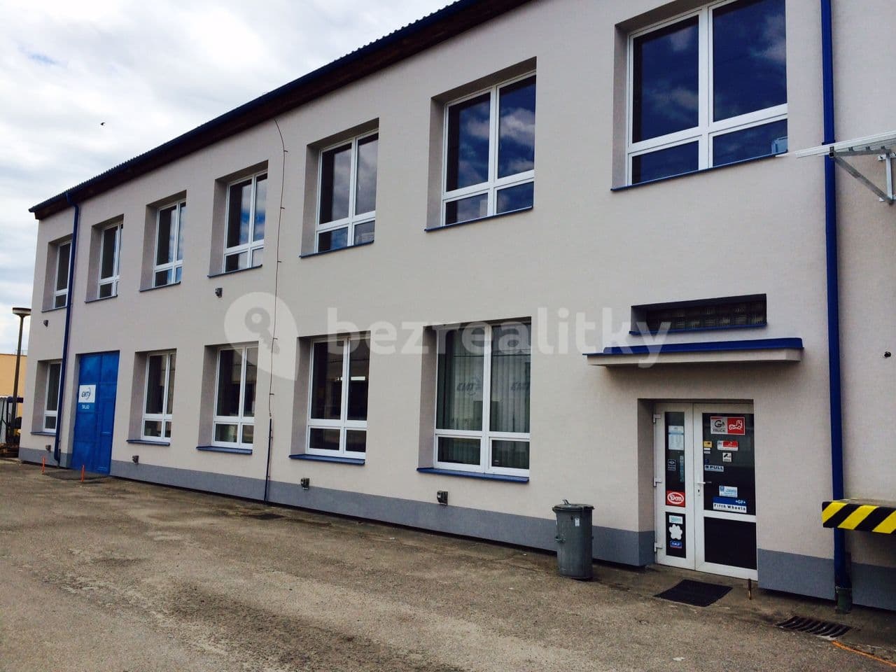 Pronájem nebytového prostoru 299 m², Hlinská, České Budějovice, Jihočeský kraj Pronájem nebytového prostoru 299 m², Hlinská, České Budějovice, Jihočeský kraj