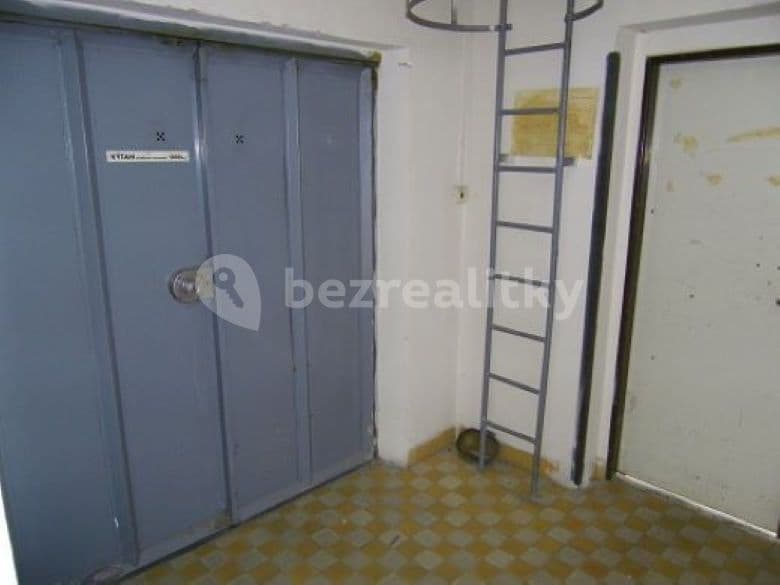 Pronájem nebytového prostoru 299 m², Hlinská, České Budějovice, Jihočeský kraj Pronájem nebytového prostoru 299 m², Hlinská, České Budějovice, Jihočeský kraj