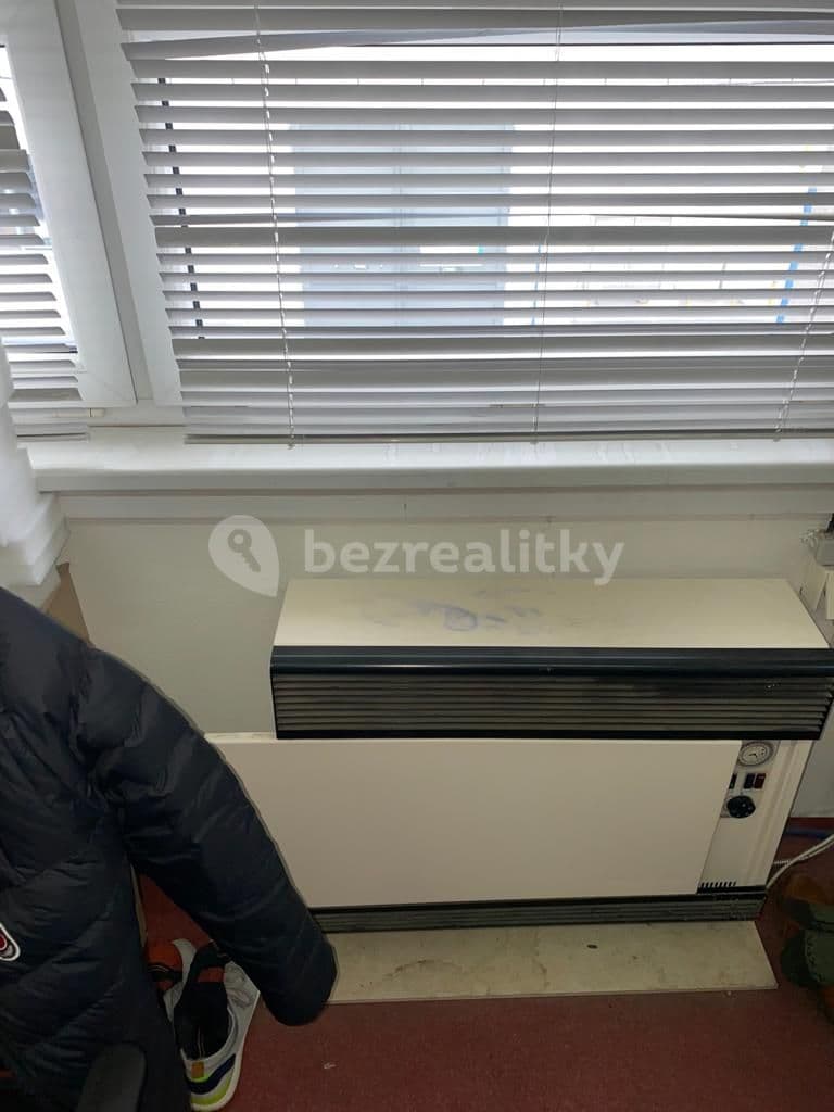 Pronájem nebytového prostoru 299 m², Hlinská, České Budějovice, Jihočeský kraj Pronájem nebytového prostoru 299 m², Hlinská, České Budějovice, Jihočeský kraj