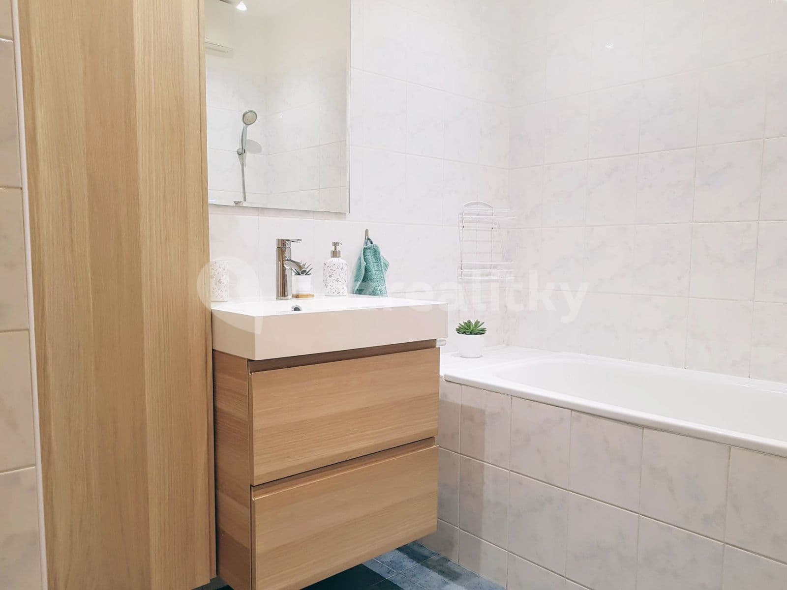 Pronájem bytu 2+kk 61 m², Štěpařská, Praha, Praha Pronájem bytu 2+kk 61 m², Štěpařská, Praha, Praha