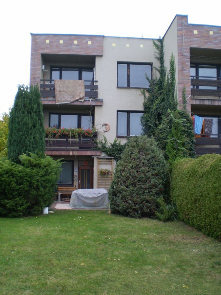 Pronájem bytu 1+1 30 m², K Jezeru, Praha, Praha Pronájem bytu 1+1 30 m², K Jezeru, Praha, Praha