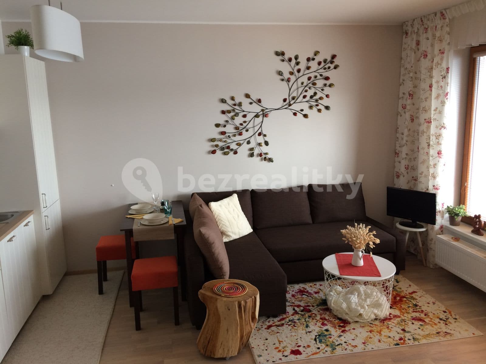 Pronájem bytu 1+kk 34 m², Plzeňská, Praha, Praha Pronájem bytu 1+kk 34 m², Plzeňská, Praha, Praha