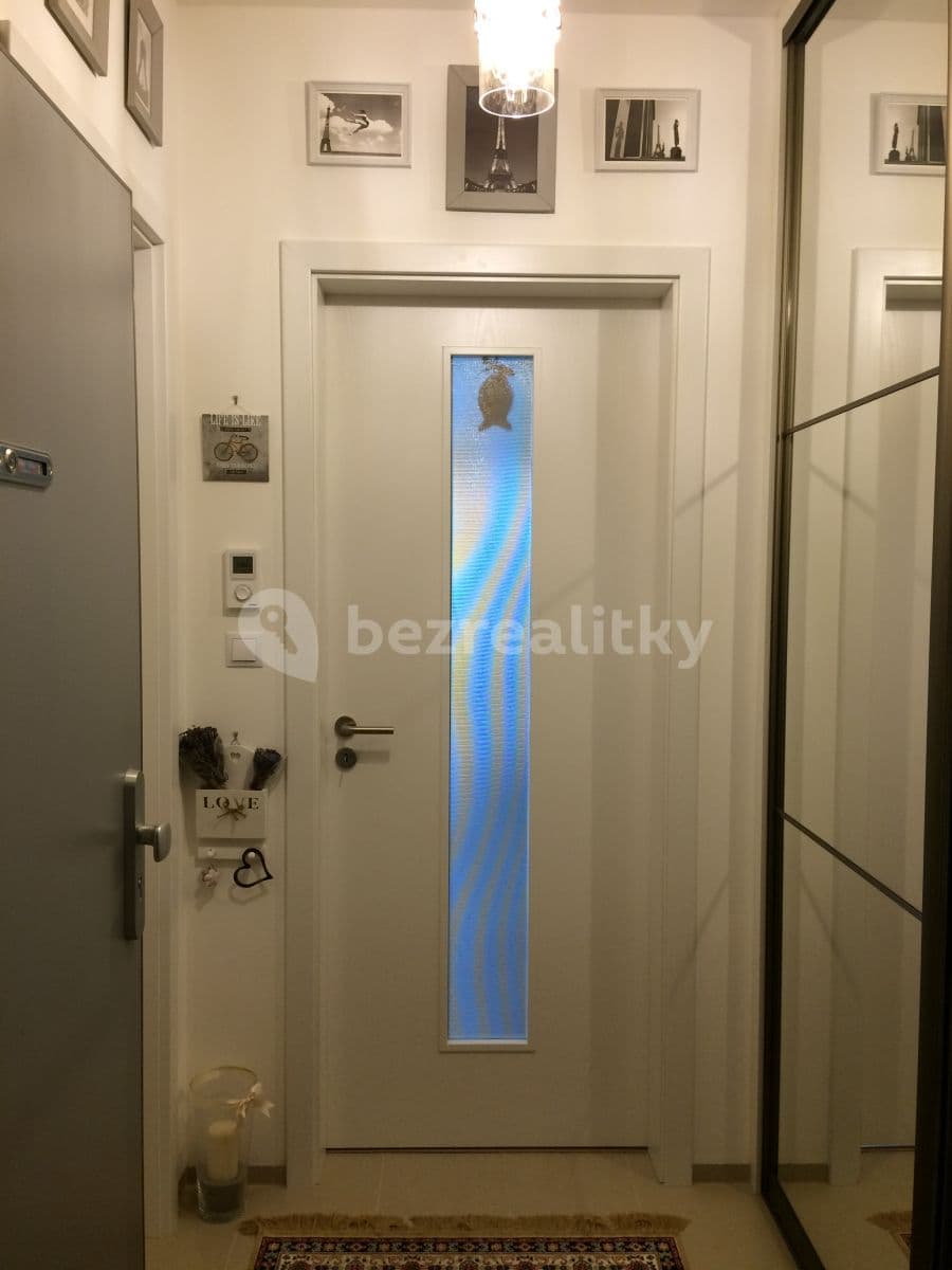 Pronájem bytu 1+kk 34 m², Plzeňská, Praha, Praha Pronájem bytu 1+kk 34 m², Plzeňská, Praha, Praha