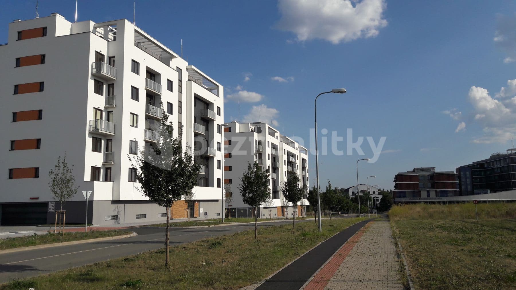 Pronájem bytu 1+kk 28 m², Plzeň, Plzeňský kraj Pronájem bytu 1+kk 28 m², Plzeň, Plzeňský kraj