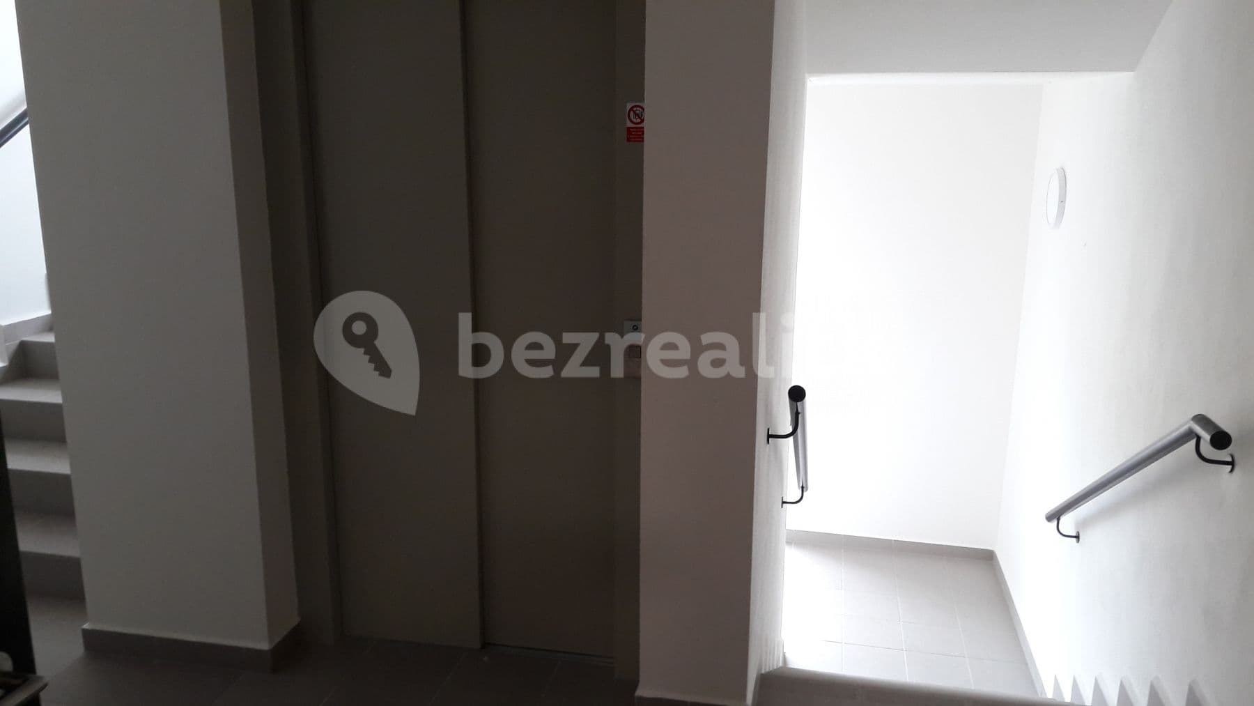 Pronájem bytu 1+kk 28 m², Plzeň, Plzeňský kraj Pronájem bytu 1+kk 28 m², Plzeň, Plzeňský kraj