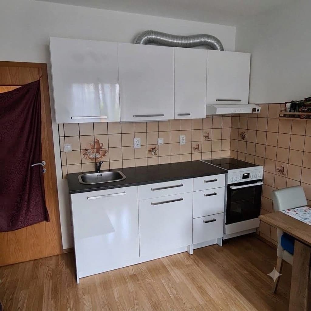 Pronájem bytu 2+kk 45 m², Václava Rady, Praha, Praha Pronájem bytu 2+kk 45 m², Václava Rady, Praha, Praha