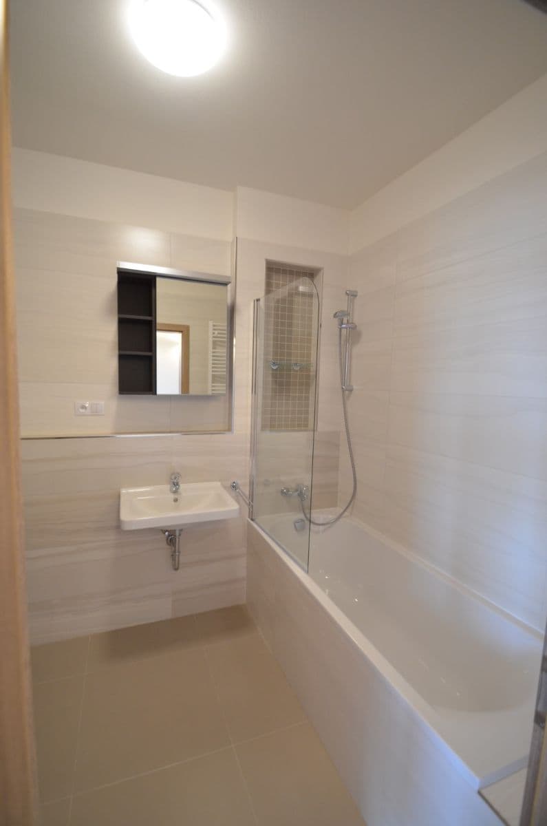 Pronájem bytu 2+kk 59 m², Štanderova, Praha, Praha Pronájem bytu 2+kk 59 m², Štanderova, Praha, Praha