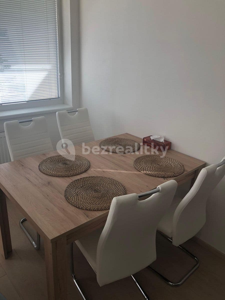 Pronájem bytu 2+kk 55 m², U Hostavického potoka, Praha, Praha Pronájem bytu 2+kk 55 m², U Hostavického potoka, Praha, Praha