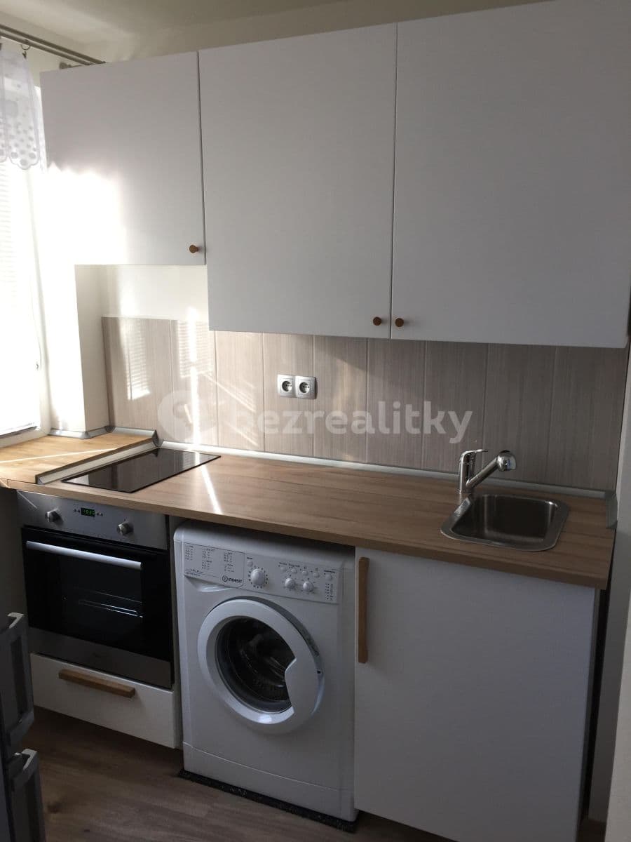 Pronájem bytu 2+1 45 m², Třebízského, Brno, Jihomoravský kraj Pronájem bytu 2+1 45 m², Třebízského, Brno, Jihomoravský kraj