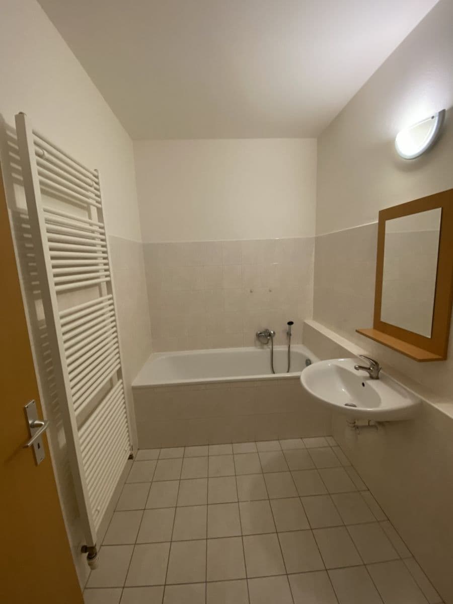 Pronájem bytu 2+kk 67 m², Na Tabulovém vrchu, Olomouc, Olomoucký kraj Pronájem bytu 2+kk 67 m², Na Tabulovém vrchu, Olomouc, Olomoucký kraj