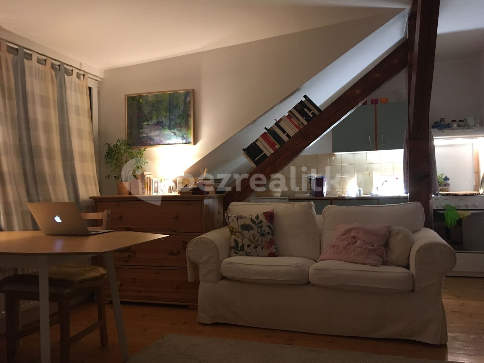 Pronájem bytu Garsoniéra 35 m², U Havlíčkových sadů, Praha, Praha Pronájem bytu Garsoniéra 35 m², U Havlíčkových sadů, Praha, Praha