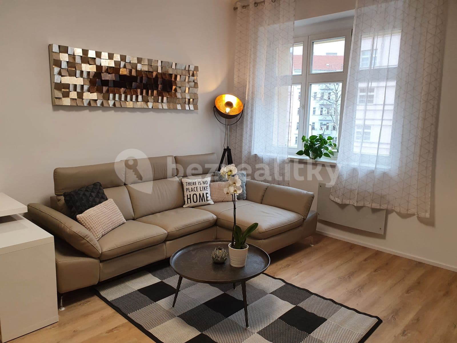 Pronájem bytu 2+1 62 m², Na Louži, Praha, Praha Pronájem bytu 2+1 62 m², Na Louži, Praha, Praha
