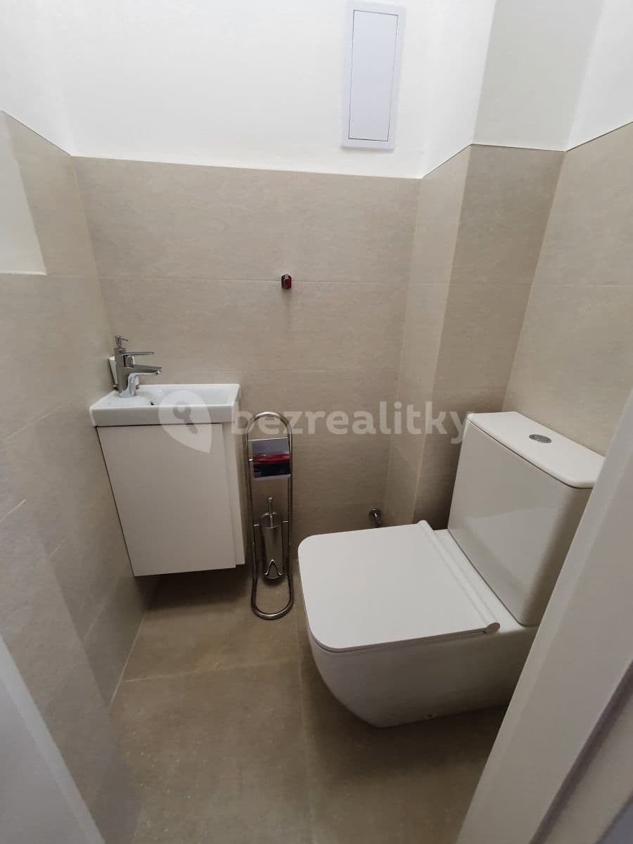 Pronájem bytu 2+1 62 m², Na Louži, Praha, Praha Pronájem bytu 2+1 62 m², Na Louži, Praha, Praha