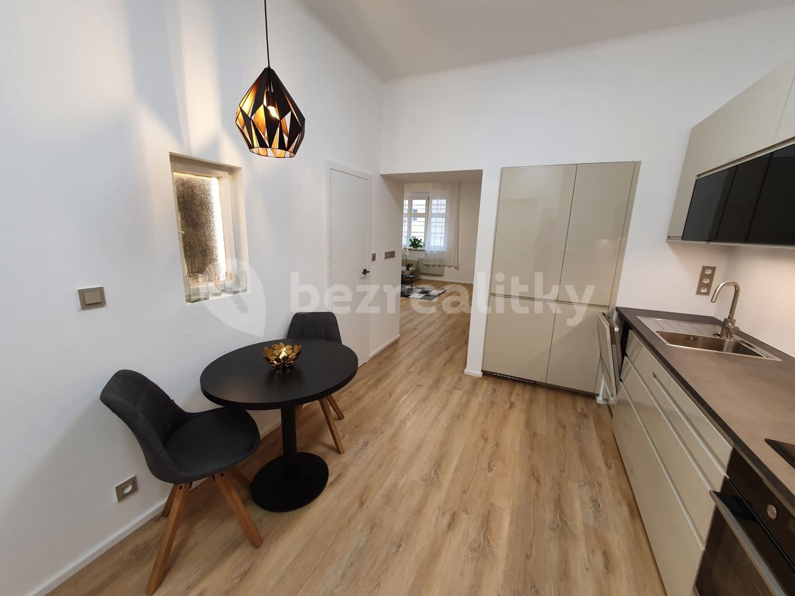 Pronájem bytu 2+1 62 m², Na Louži, Praha, Praha Pronájem bytu 2+1 62 m², Na Louži, Praha, Praha