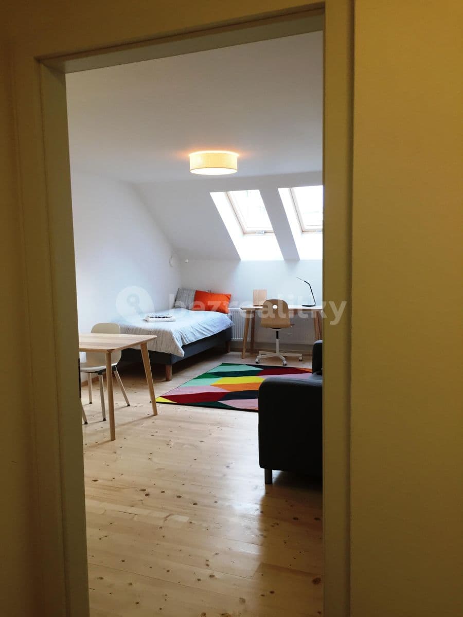Pronájem bytu 1+kk 32 m², Dukelských hrdinů, Praha, Praha Pronájem bytu 1+kk 32 m², Dukelských hrdinů, Praha, Praha