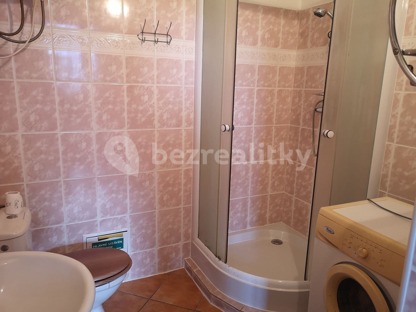 Pronájem bytu 1+kk 35 m², Samota, Olomouc, Olomoucký kraj Pronájem bytu 1+kk 35 m², Samota, Olomouc, Olomoucký kraj