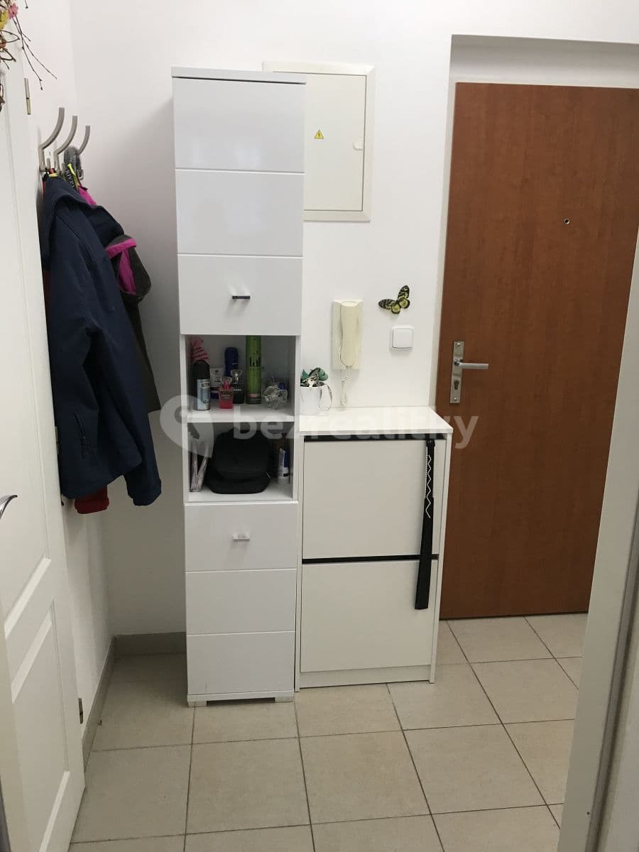 Pronájem bytu 2+kk 37 m², Přípotoční, Praha, Praha Pronájem bytu 2+kk 37 m², Přípotoční, Praha, Praha