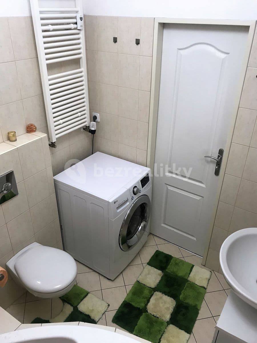 Pronájem bytu 2+kk 37 m², Přípotoční, Praha, Praha Pronájem bytu 2+kk 37 m², Přípotoční, Praha, Praha