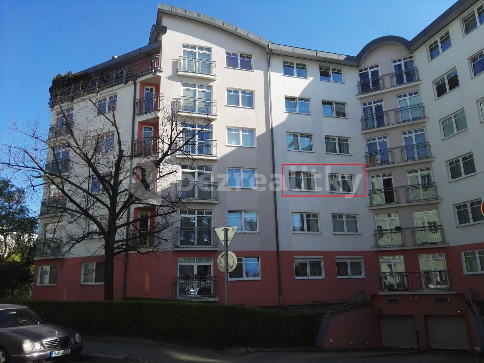 Pronájem bytu 2+kk 37 m², Přípotoční, Praha, Praha Pronájem bytu 2+kk 37 m², Přípotoční, Praha, Praha