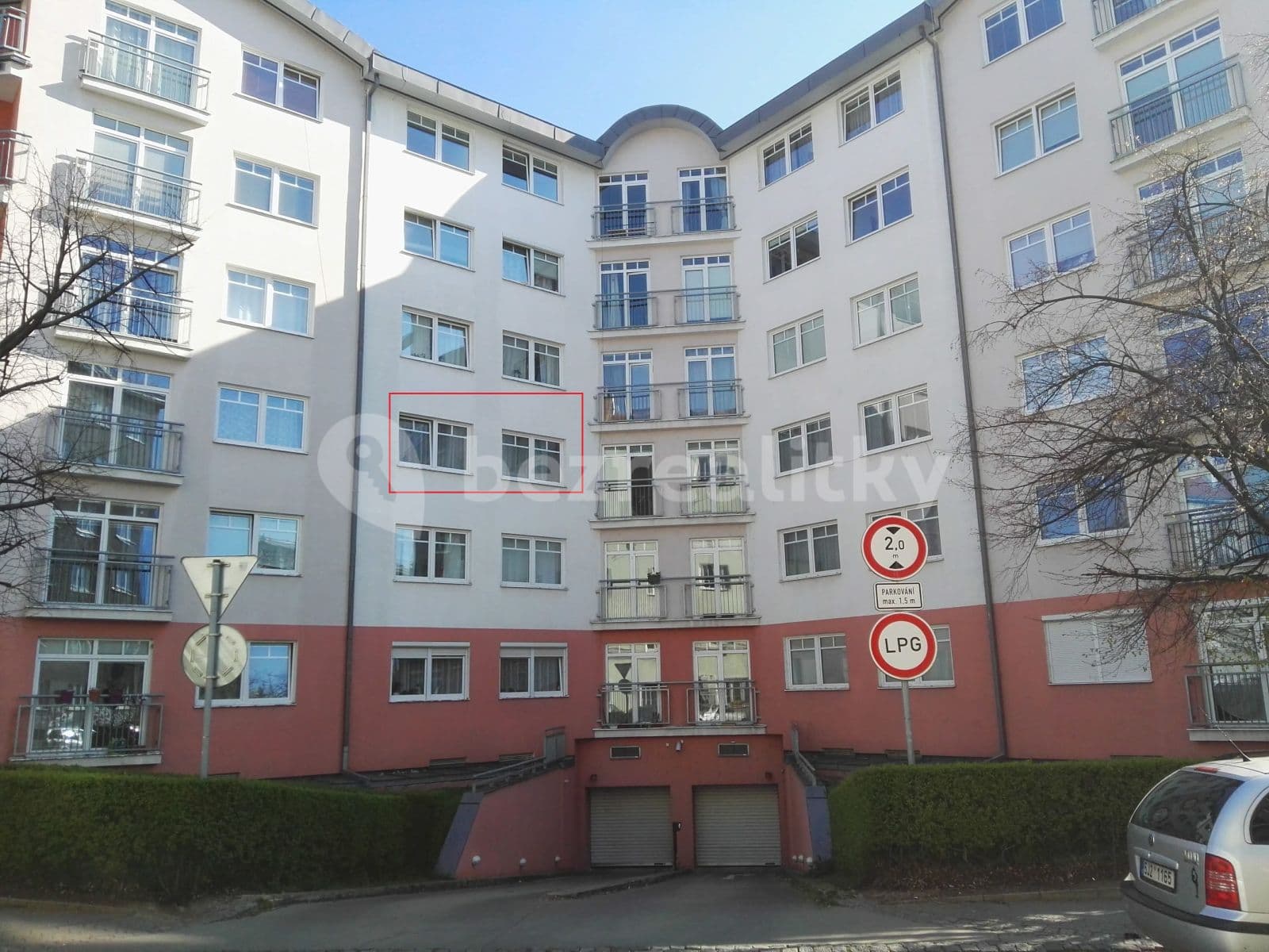 Pronájem bytu 2+kk 37 m², Přípotoční, Praha, Praha Pronájem bytu 2+kk 37 m², Přípotoční, Praha, Praha