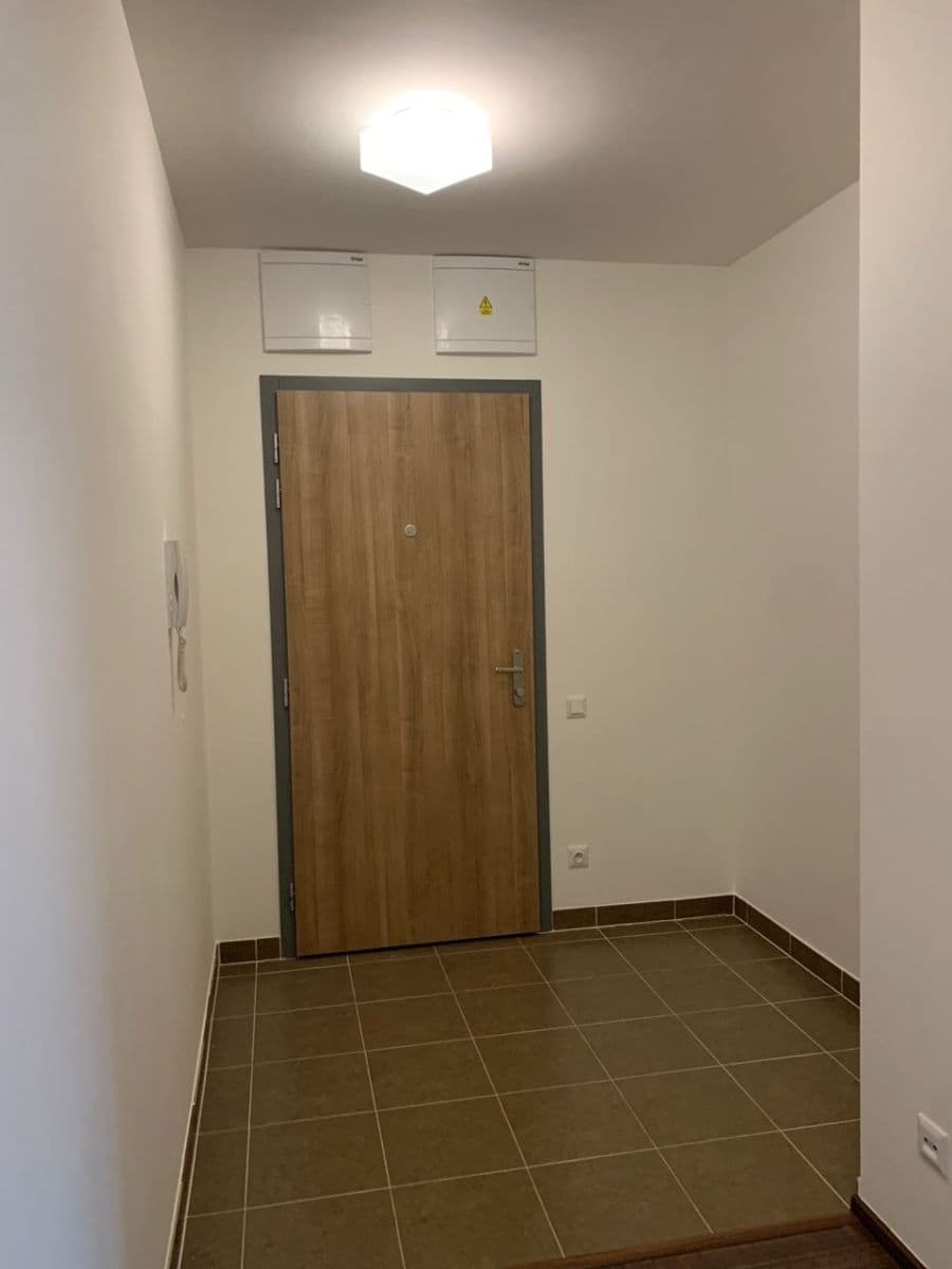 Pronájem bytu 3+kk 86 m², Olgy Havlové, Praha, Praha Pronájem bytu 3+kk 86 m², Olgy Havlové, Praha, Praha