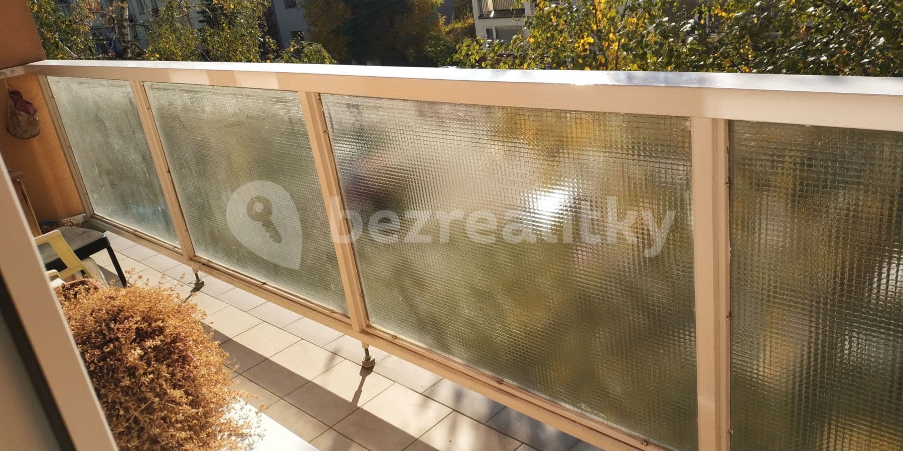 Pronájem bytu 1+kk 30 m², Kaplická, Praha, Praha Pronájem bytu 1+kk 30 m², Kaplická, Praha, Praha