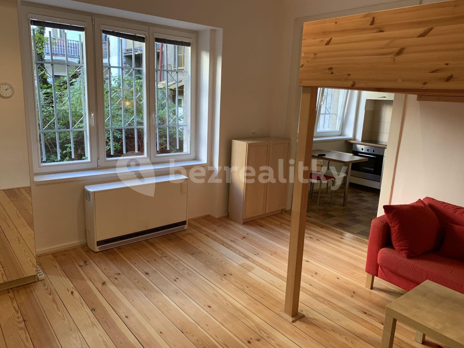 Pronájem bytu 1+1 35 m², Ostrovského, Praha, Praha Pronájem bytu 1+1 35 m², Ostrovského, Praha, Praha