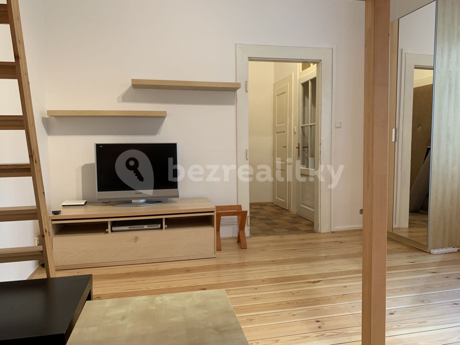 Pronájem bytu 1+1 35 m², Ostrovského, Praha, Praha Pronájem bytu 1+1 35 m², Ostrovského, Praha, Praha