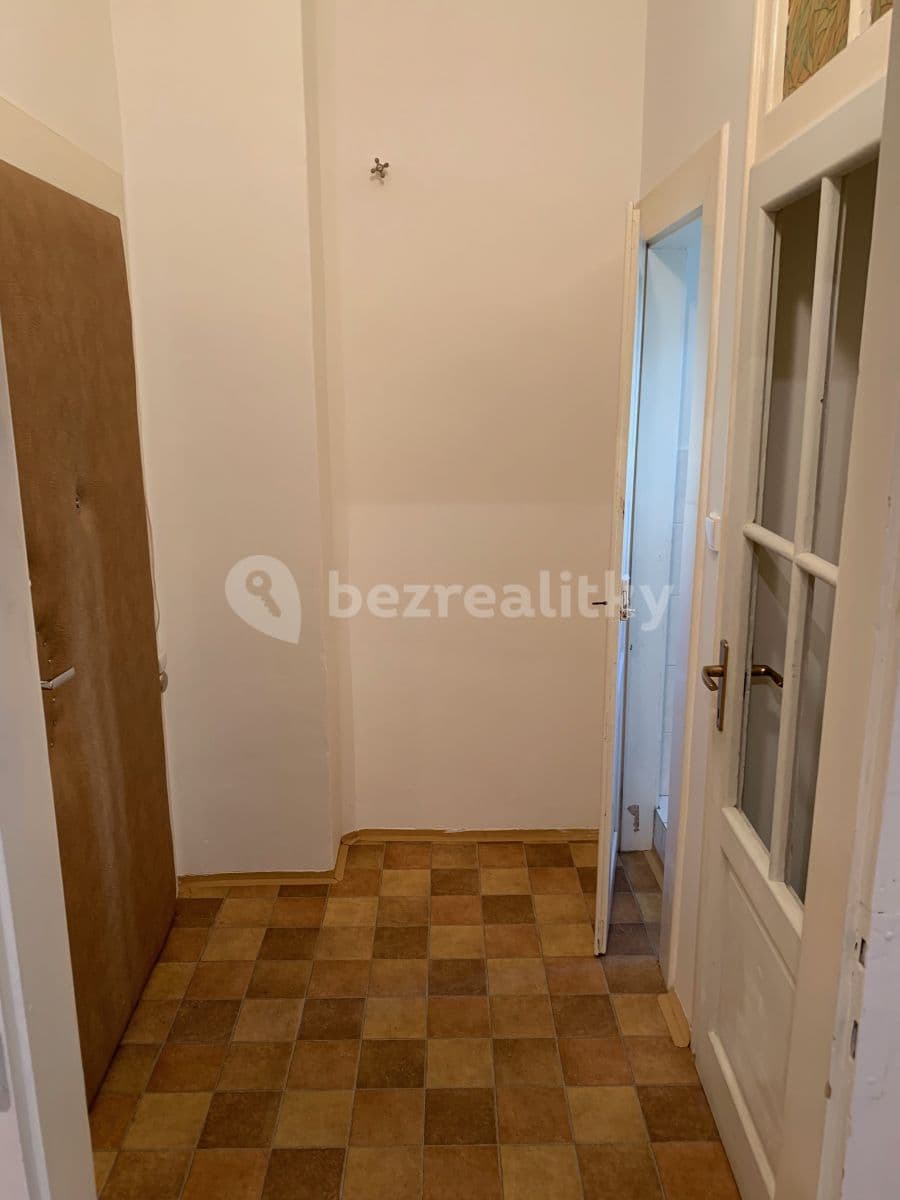 Pronájem bytu 1+1 35 m², Ostrovského, Praha, Praha Pronájem bytu 1+1 35 m², Ostrovského, Praha, Praha