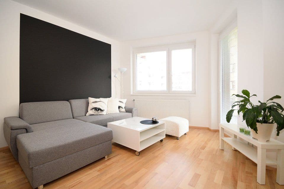 Pronájem bytu 2+kk 55 m², Makedonská, Praha, Praha Pronájem bytu 2+kk 55 m², Makedonská, Praha, Praha